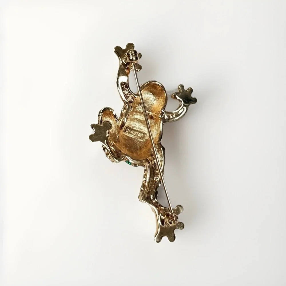Monet Green Gold Frog Brooch Pin w Rhinestones Frog Lovers Jewelry Old Money‎